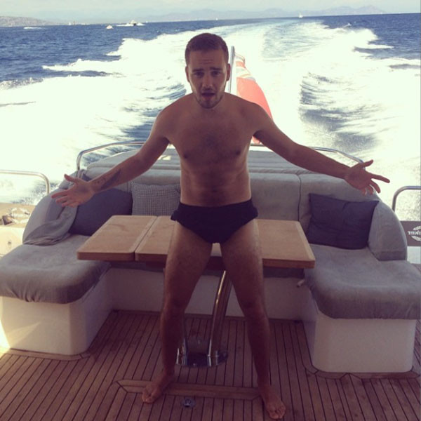 Liam Payne Totally Exposed Posing Pics Naked Male Celebrities