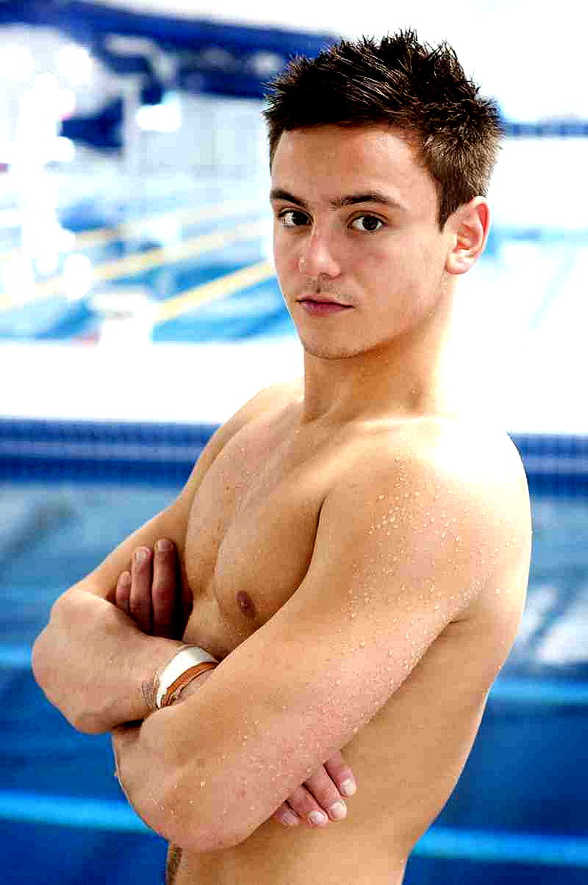 Tom Daley Wet In The Pool Scans Naked Male Celebrities