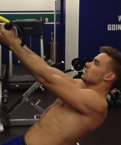 Liam Payne Showing His Muscle Ass Naked Male Celebrities