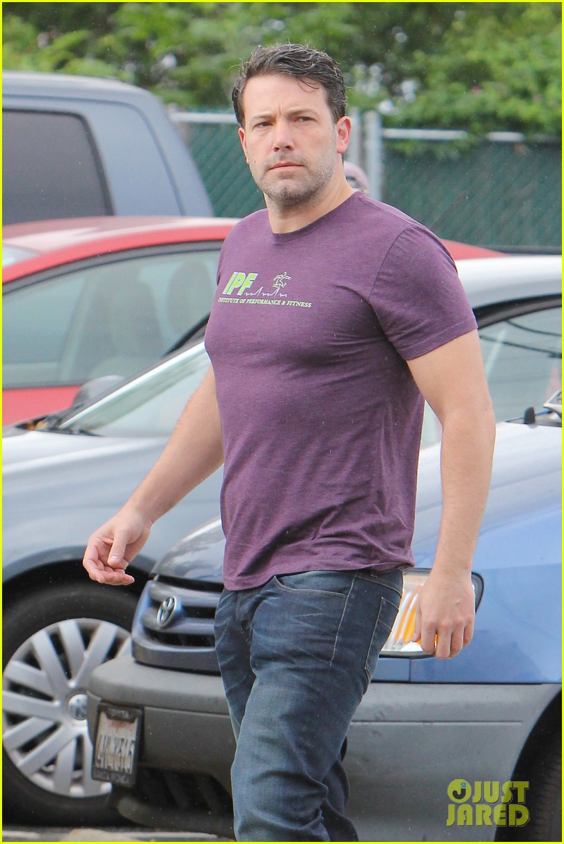 Ben Affleck Bares His Slim Body For Us Naked Male Celebrities