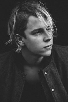 Tom Odell And His Amazing Butt Naked Male Celebrities