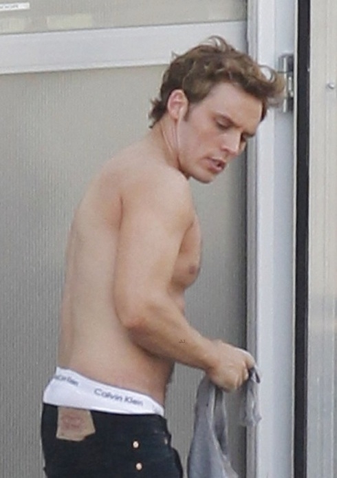 Sam Claflin Paparazzi Shirtless Shots Naked Male Celebrities