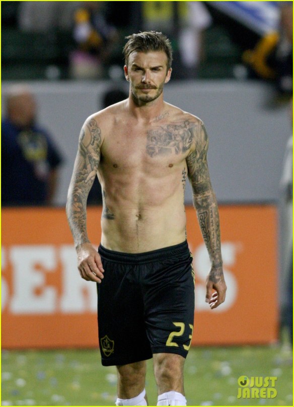 David Beckham Exposes His Muscle Body Naked Male Celebrities