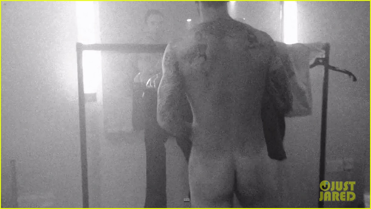 Adam Levine Nude Butt Slip Naked Male Celebrities