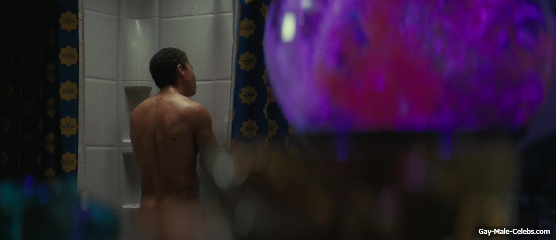 Aaron Moten nude shower scene