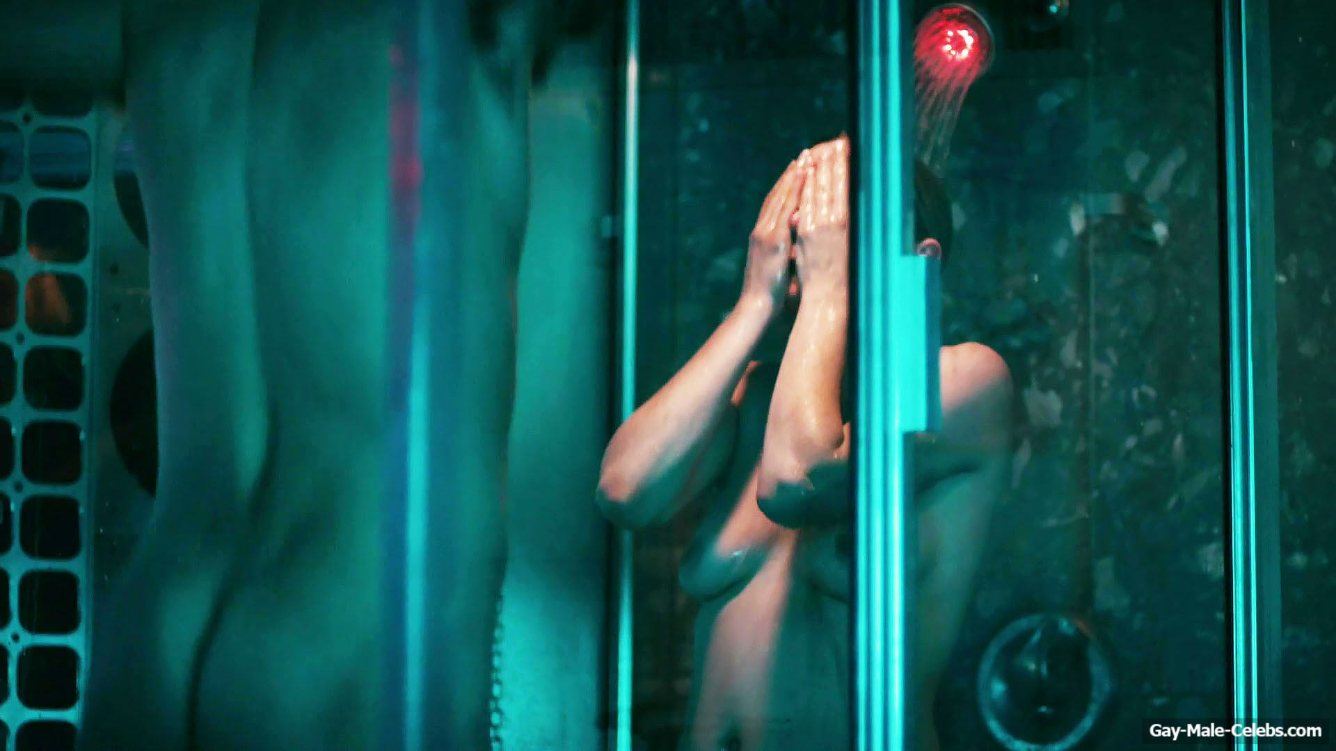 Ryan Gosling nude in shower