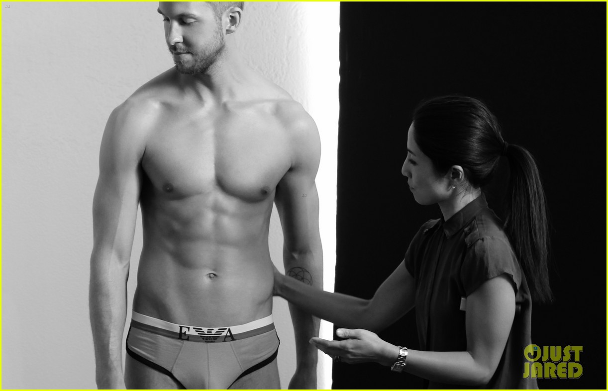 Calvin Harris shirtless vidcaps – Naked Male celebrities