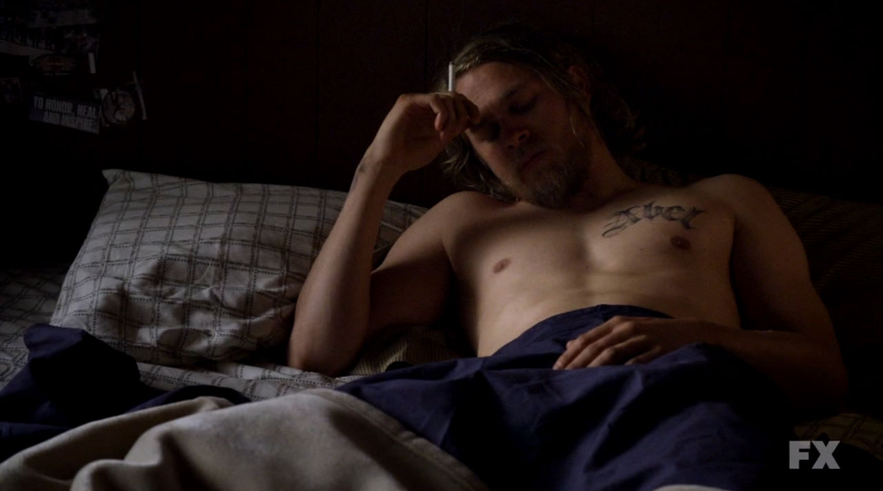 Charlie Hunnam Nude And Hairy Naked Male Celebrities