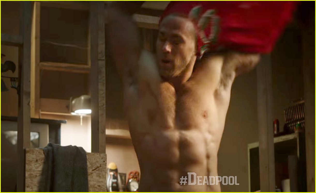 Ryan Reynolds Gets Naked In New Movie – Naked Male celebrities