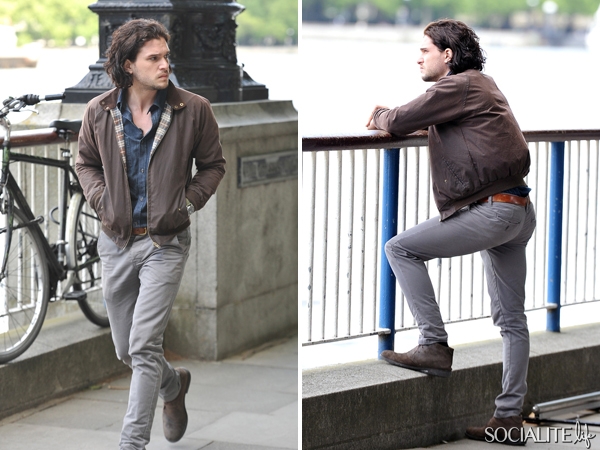 Kit Harington Showing His Butt Naked Male Celebrities
