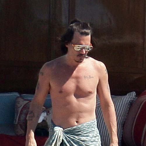 Johnny Depp Sunbathes Shirtless Outdoors Naked Male Celebrities