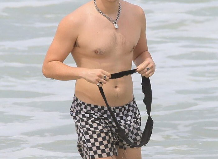 Yungblud Paparazzi Shirtless Beach Photos