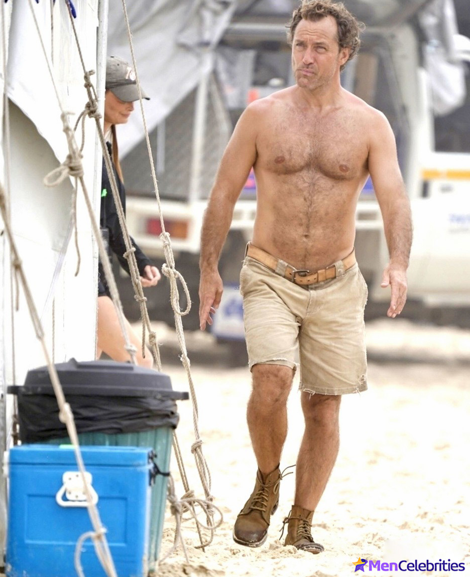 Jude Law shirtless