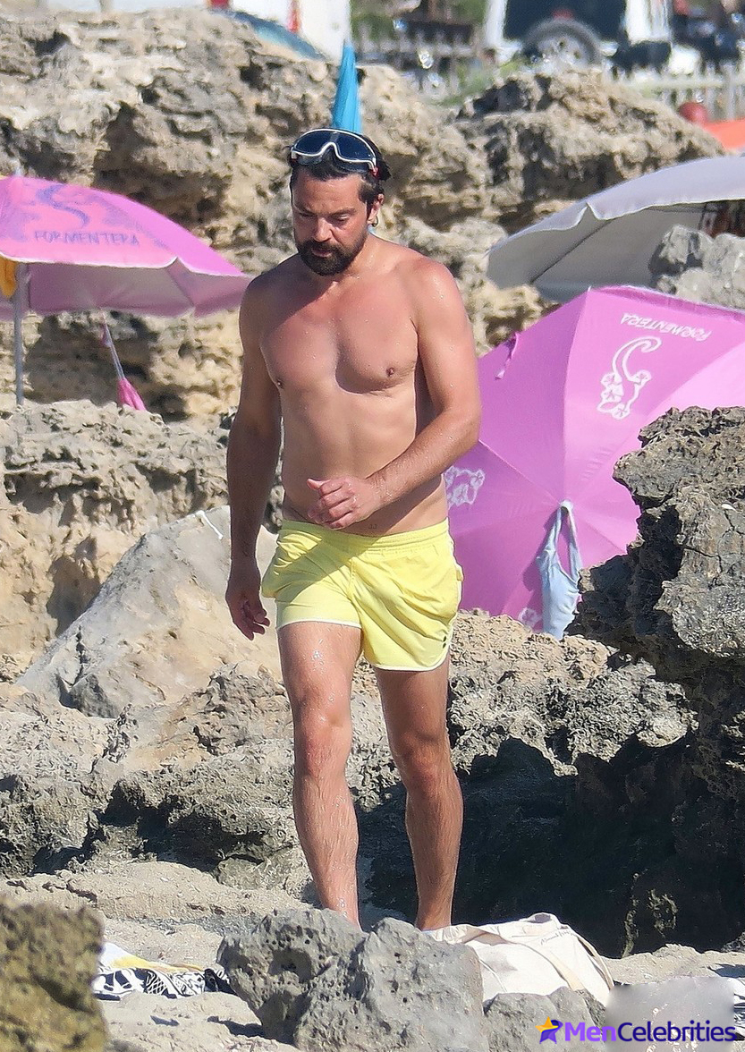 Dominic Cooper bulge