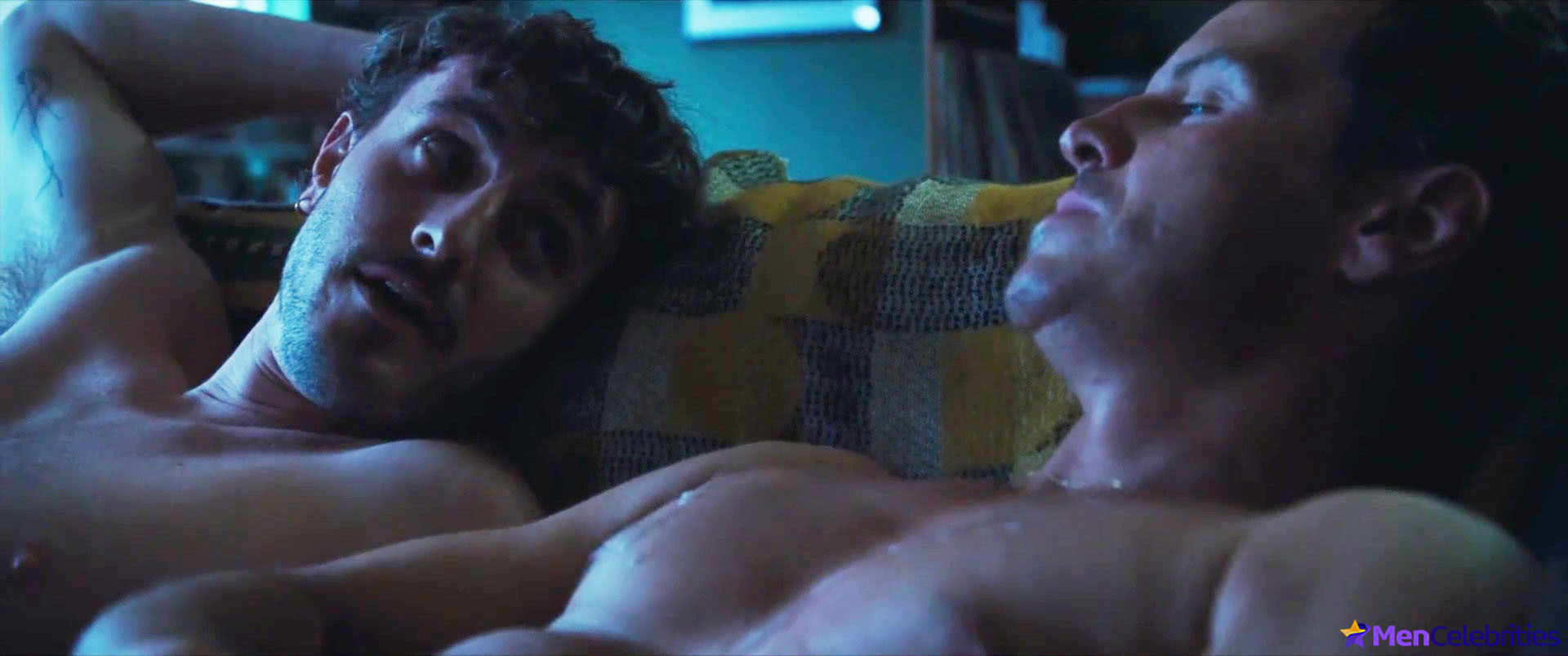 Andrew Scott shirtless