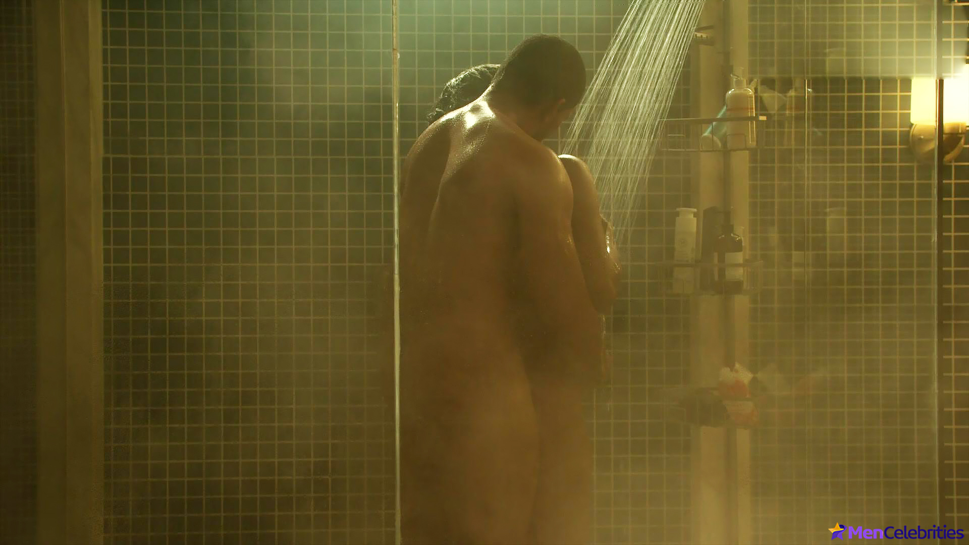 Laz Alonso nude