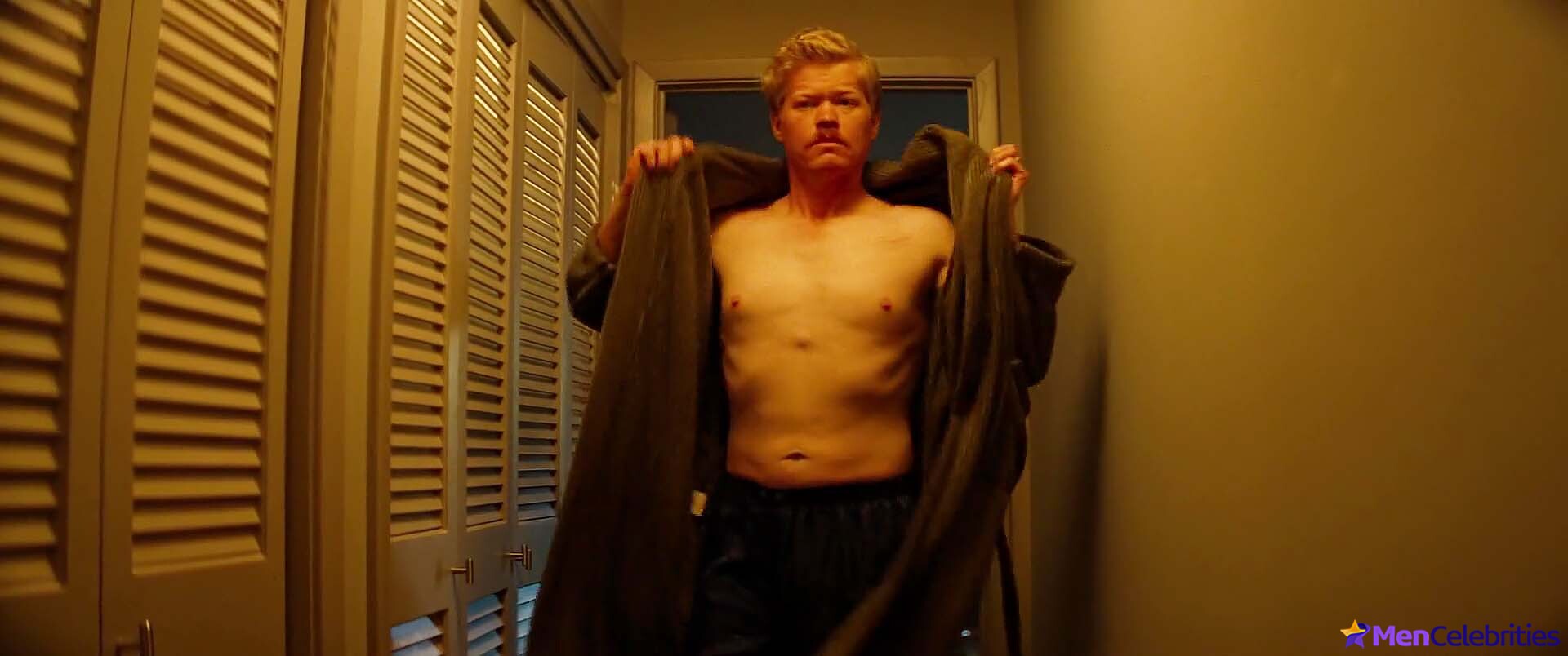 Jesse Plemons nudity