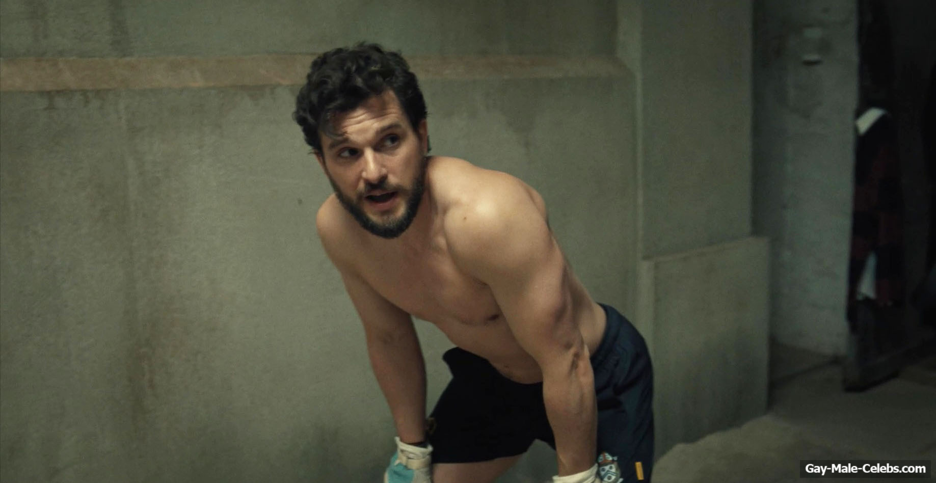 Kit Harington sexy