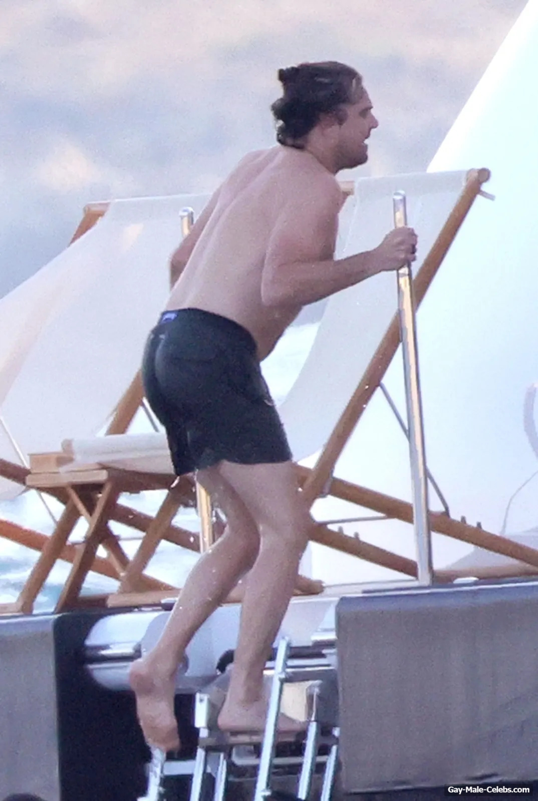 Leonardo DiCaprio tight ass