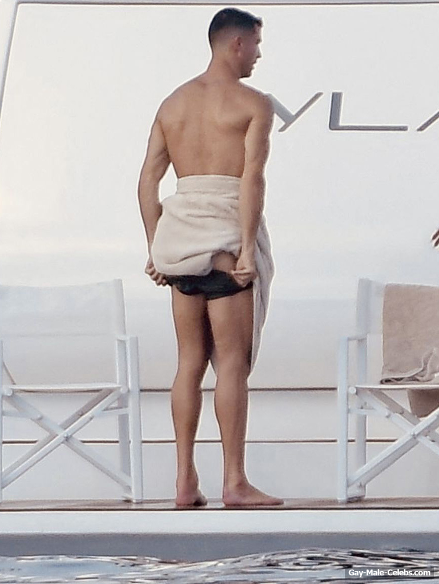 Cristiano Ronaldo ass