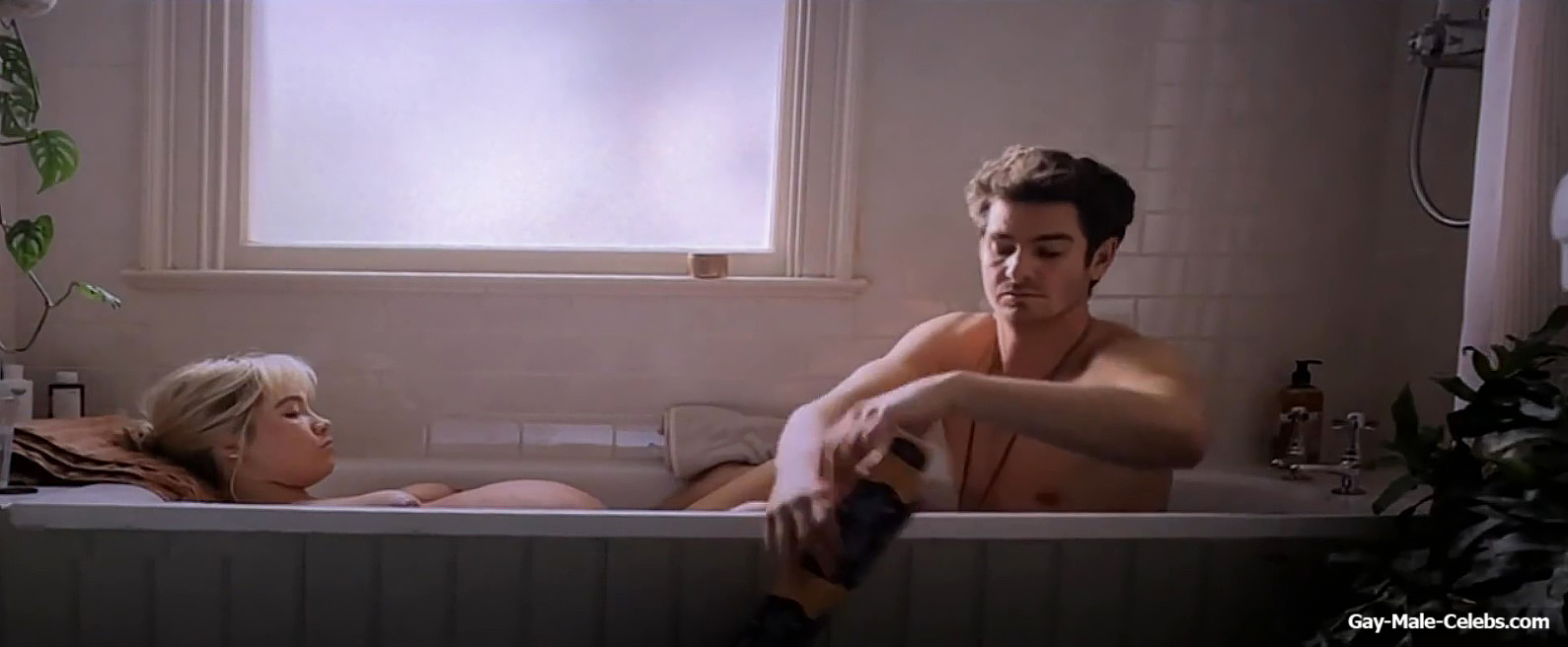 Andrew Garfield naked bum