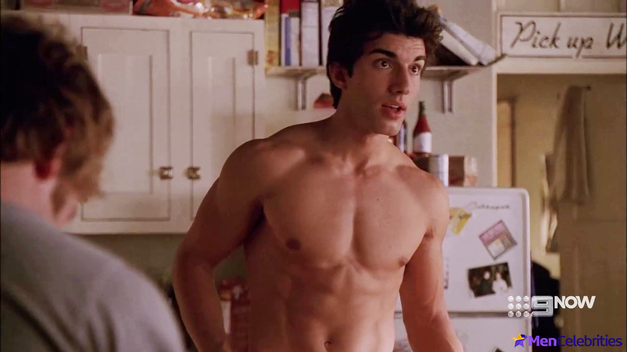 Justin Baldoni naked