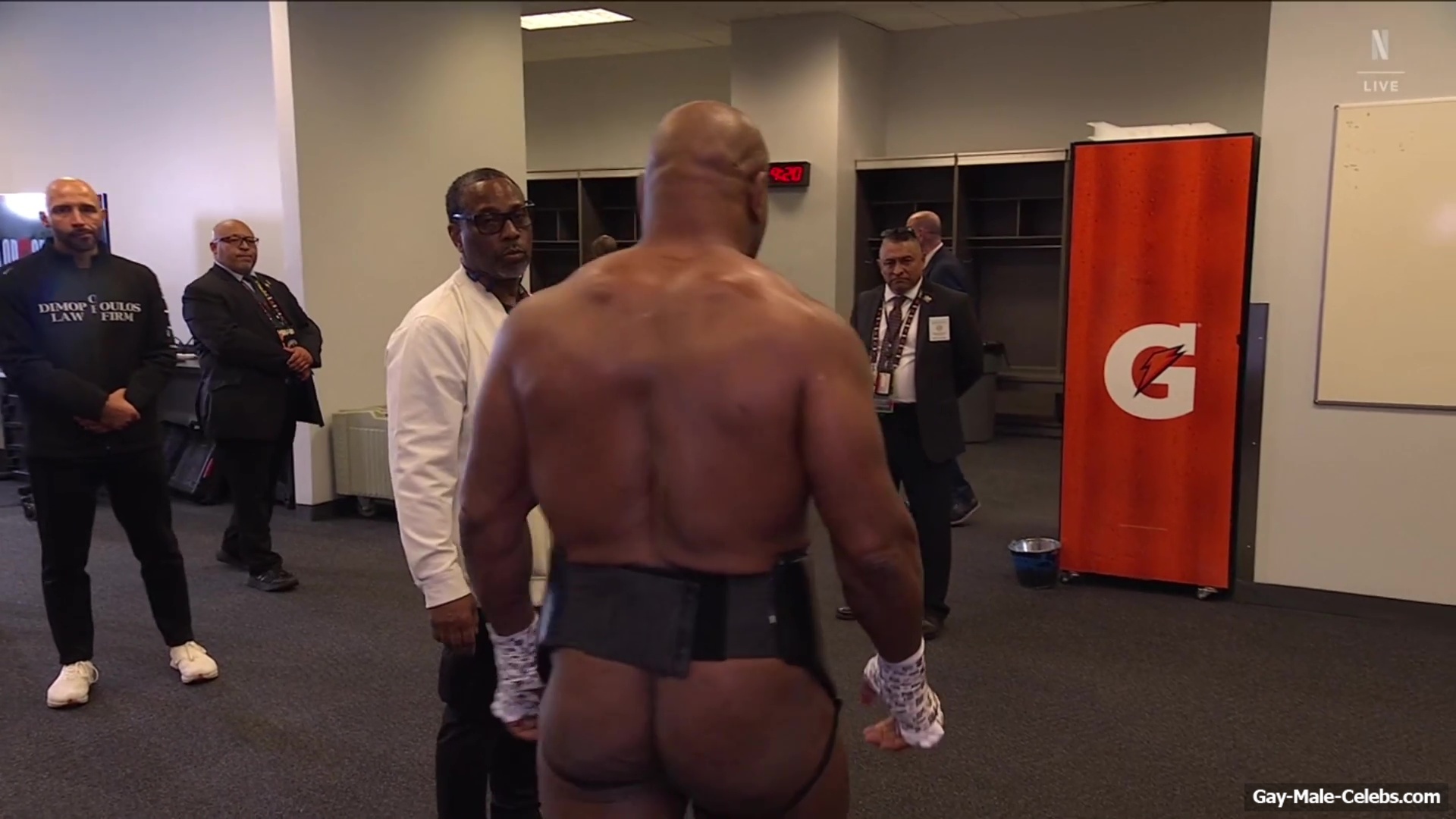 Mike Tyson naked bum