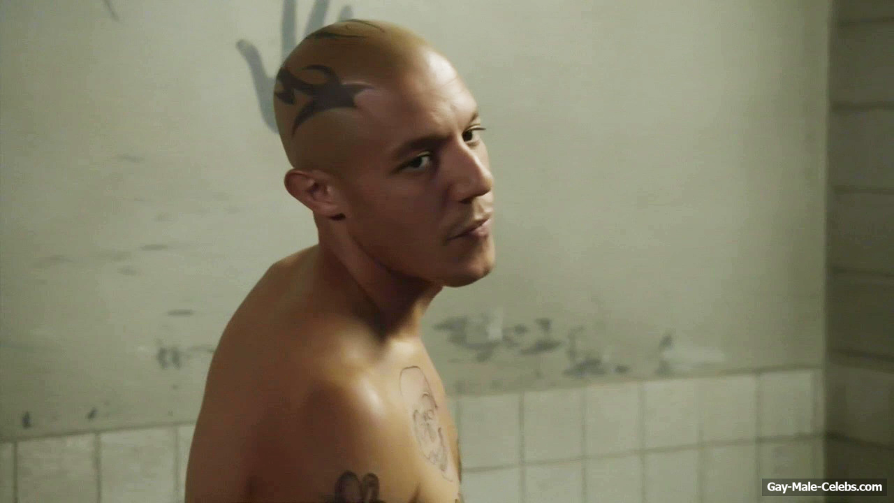 Theo Rossi sexy