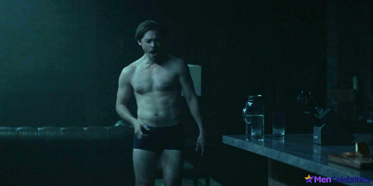 Tom Payne bulge cock