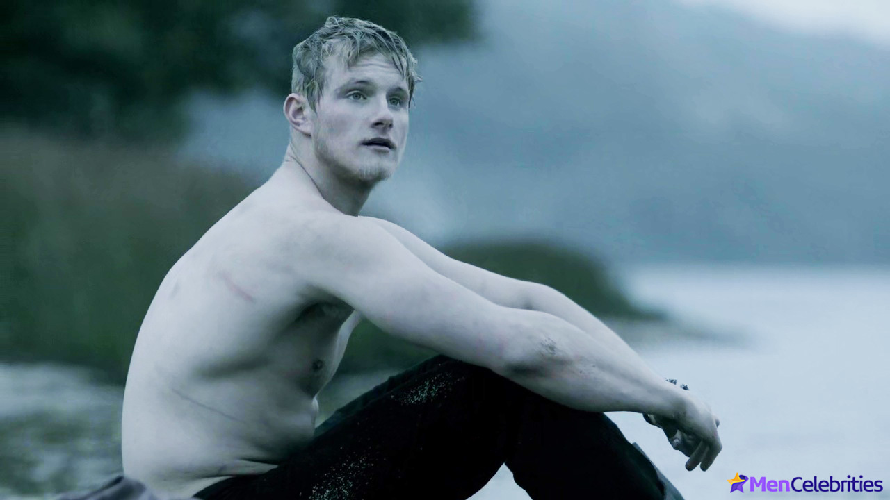 Alexander Ludwig shirtless movie scenes