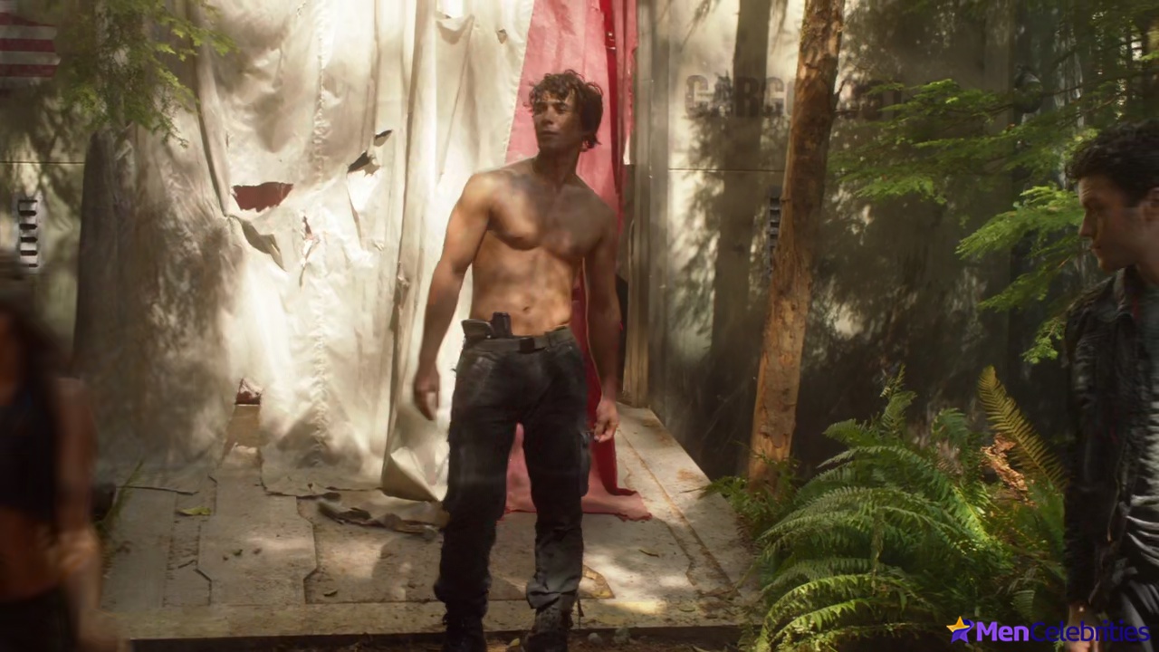 Bob Morley bulge