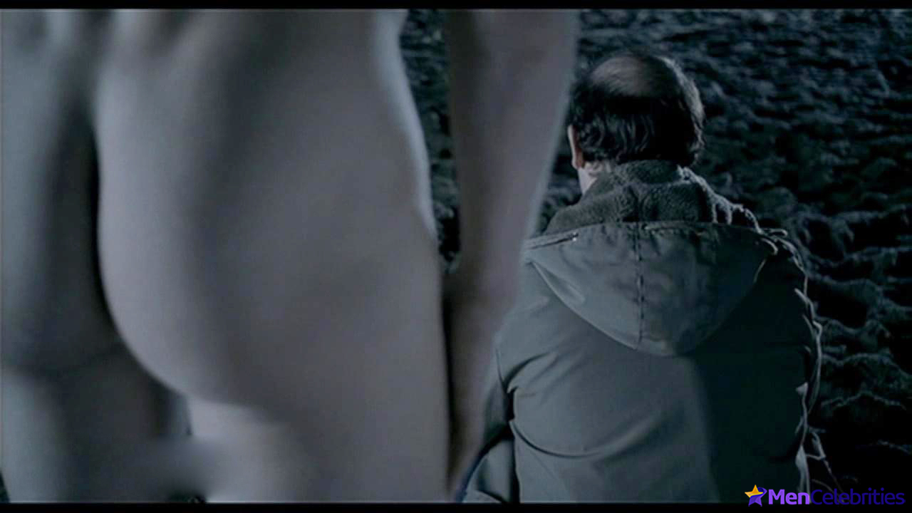 Mads Mikkelsen ass nude