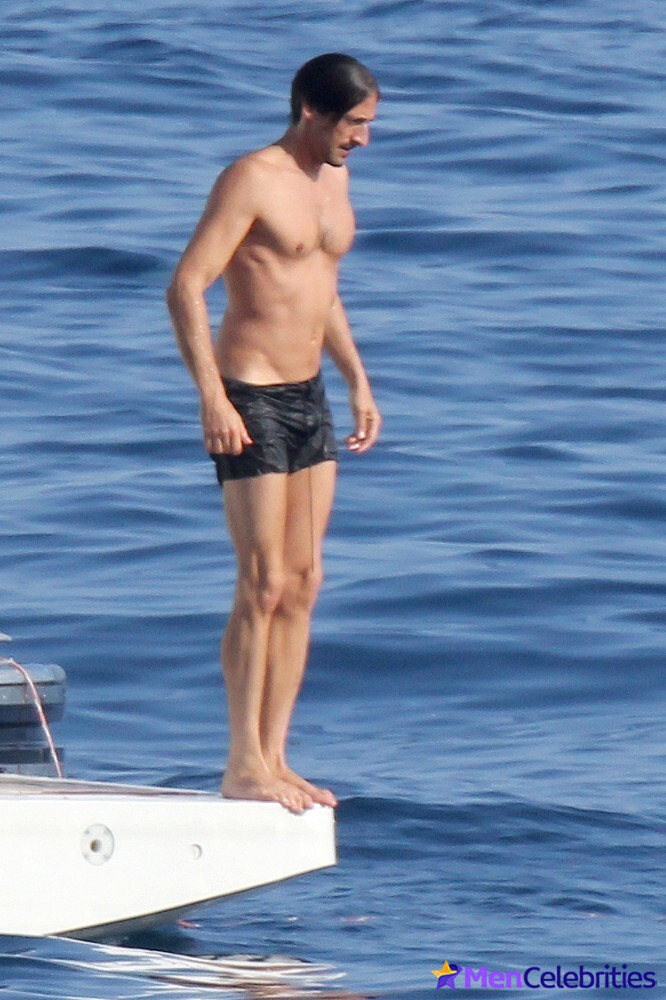 Adrien Brody cock bulge