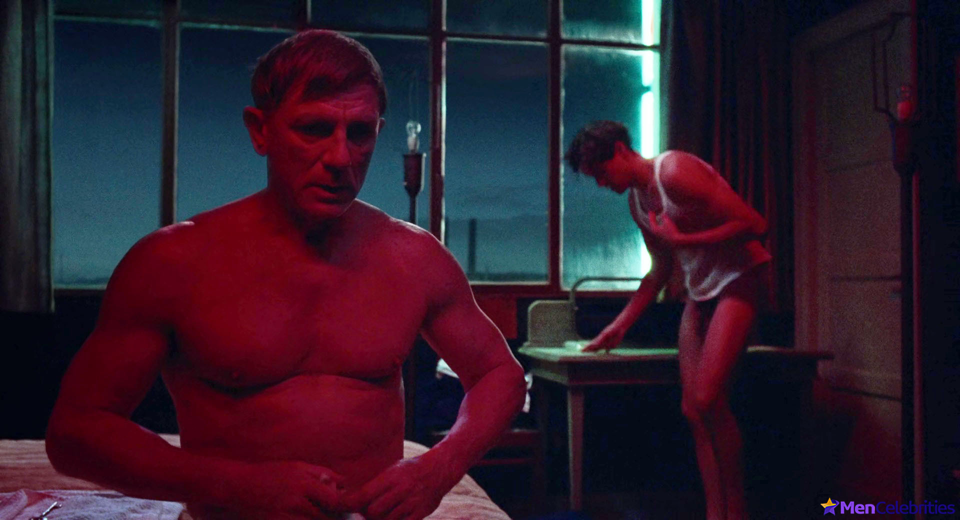 Daniel Craig nude