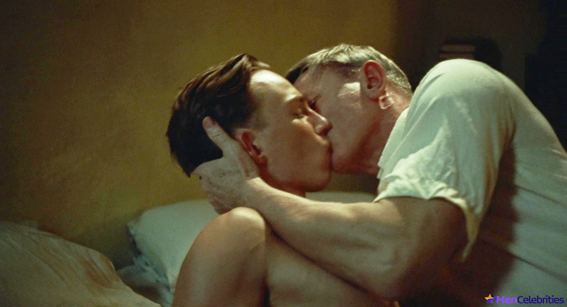 Daniel Craig celeb gay sex