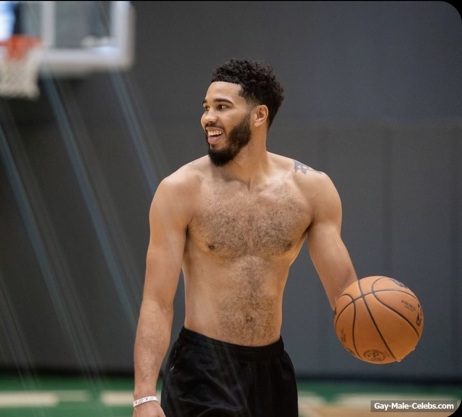 Jayson Tatum shirtless