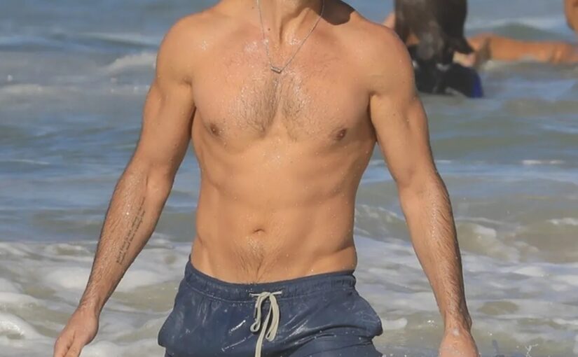 Justin Baldoni Shirtless And Cock Bulge Beach Pics