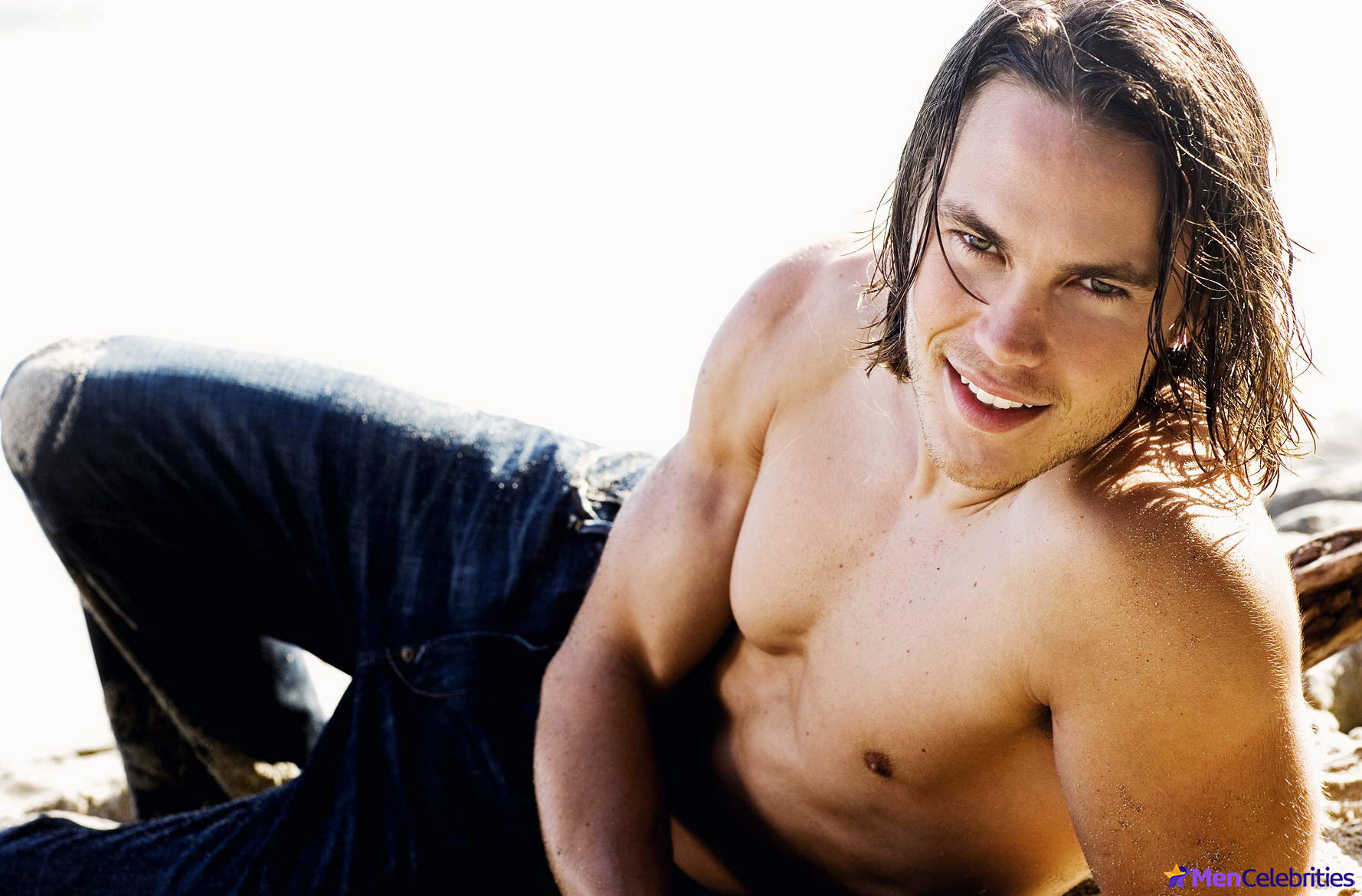 Taylor Kitsch sexy