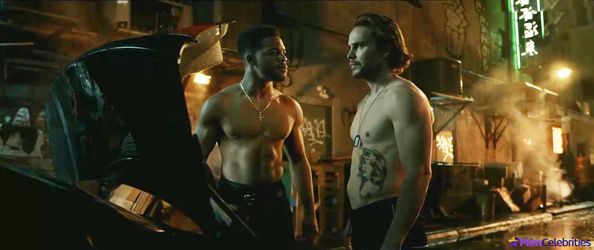 Taylor Kitsch shirtless