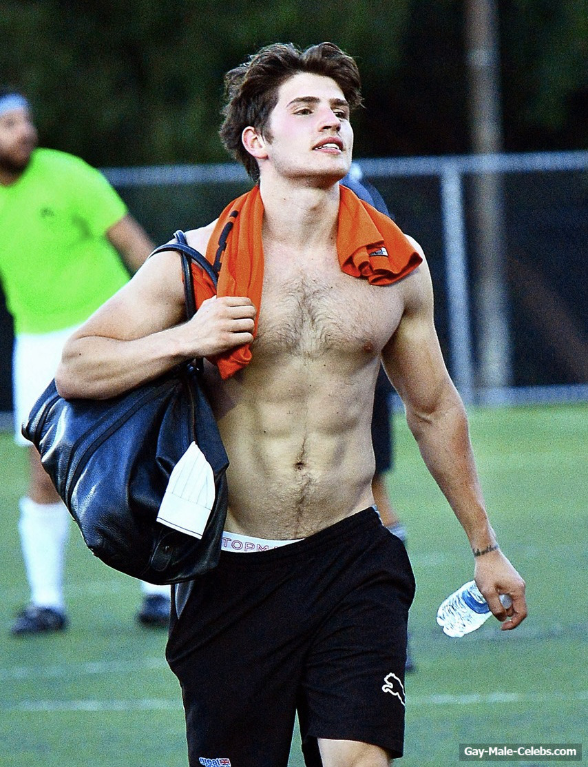 Gregg Sulkin underwear