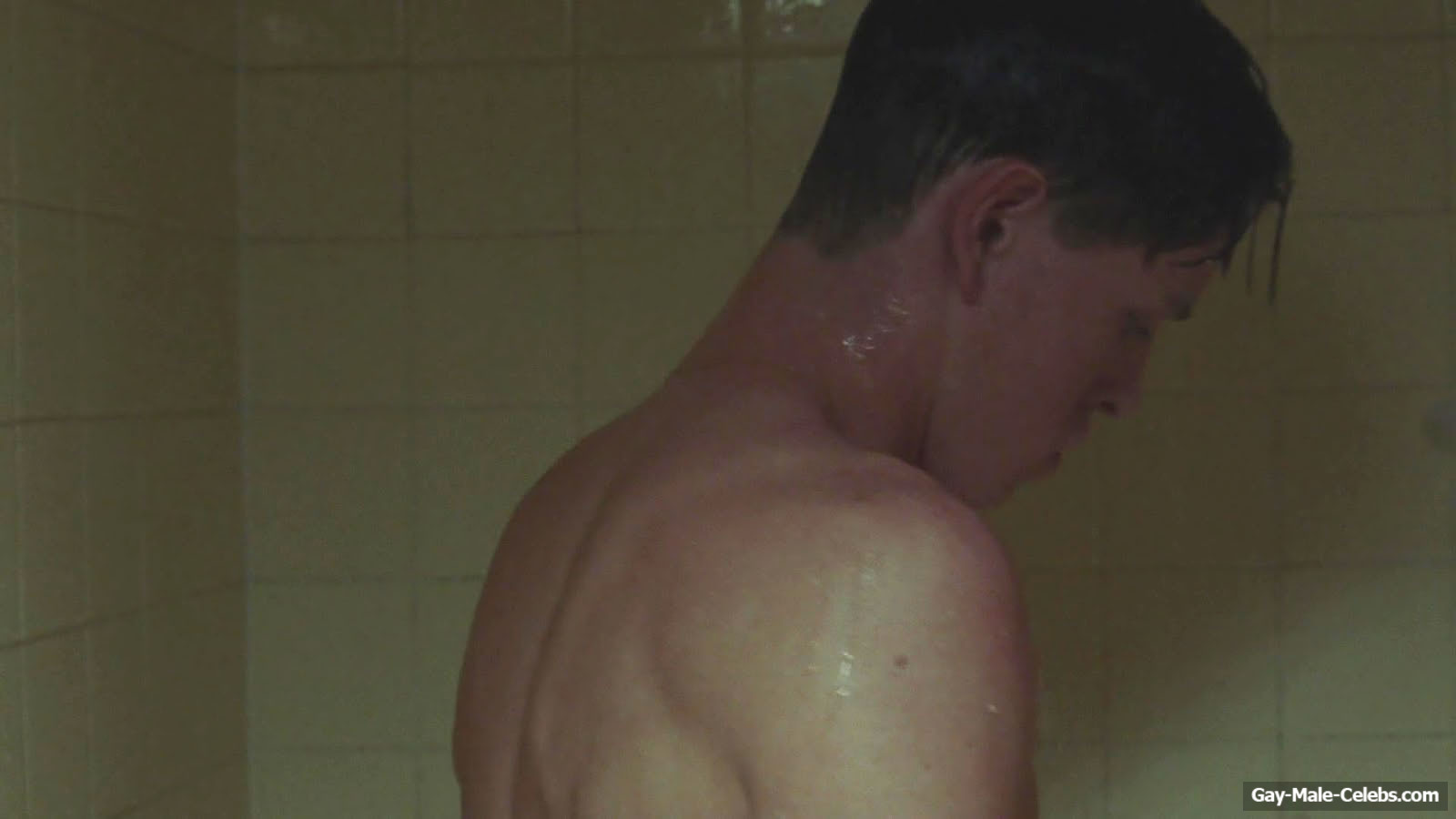 Harris Dickinson shirtless