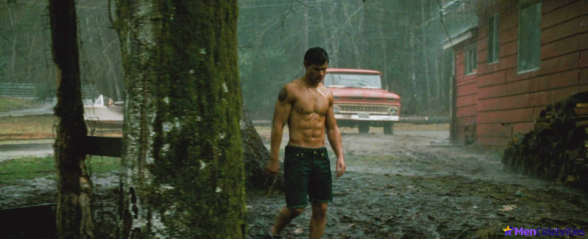 Taylor Lautner shirtless