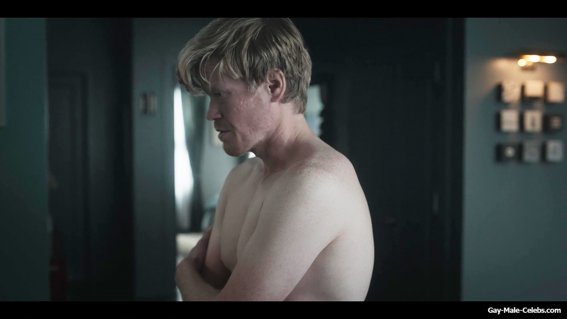 Jesse Plemons shirtless