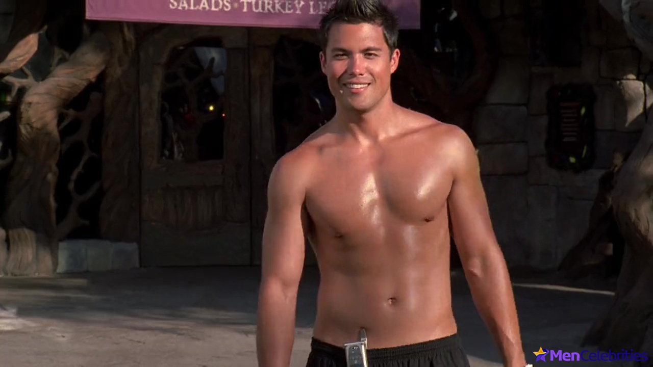 Michael Copon nude