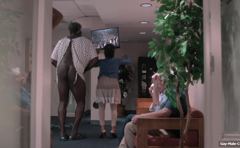 Shaquille O’Neal Nude Ass in Uncle Drew