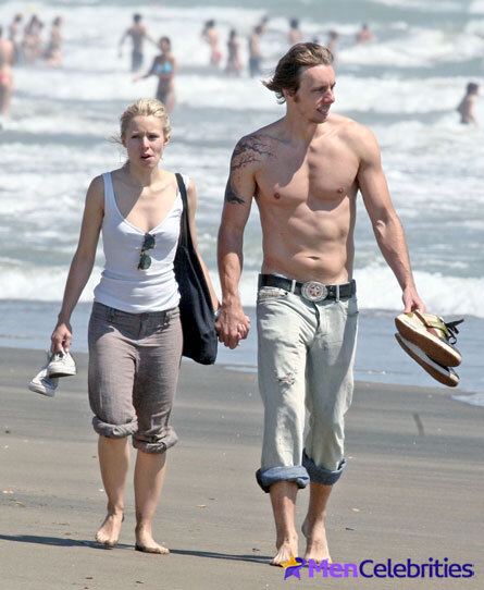 Dax Shepard shirtless