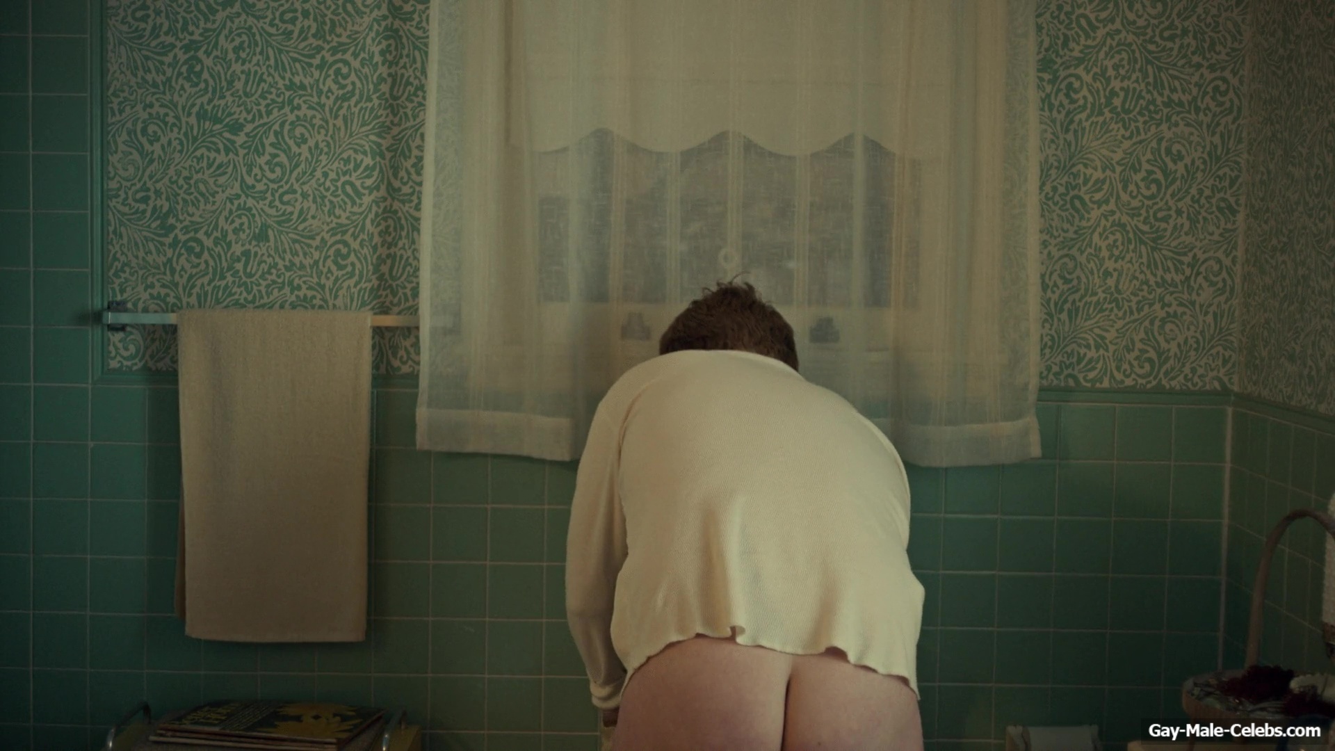 Jesse Plemons naked butt