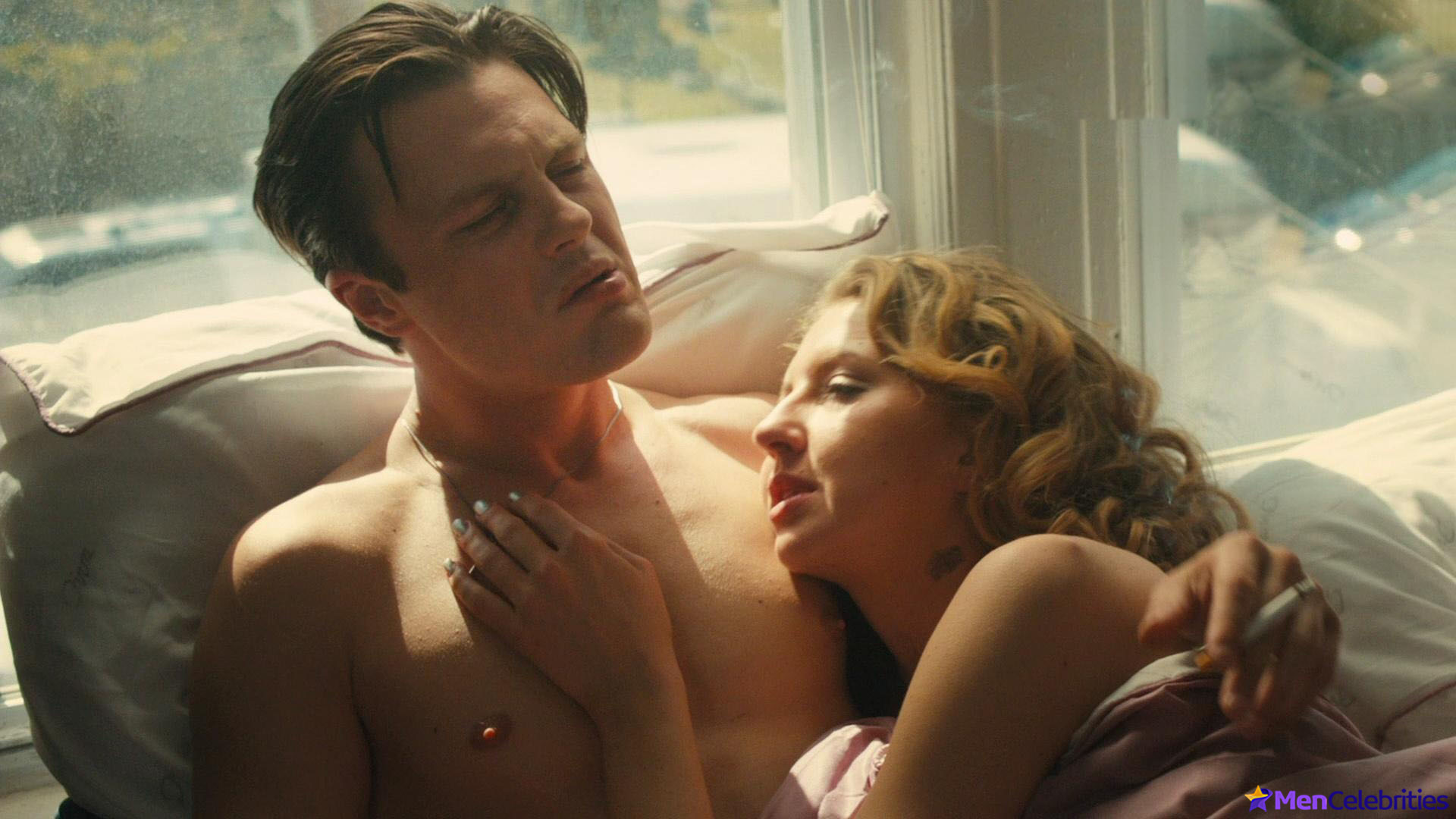 Michael Pitt sex actions