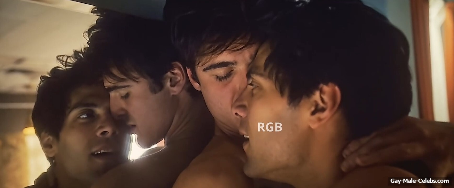 Jacob Elordi gay sex