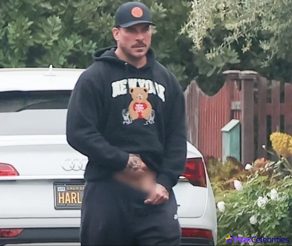 Jax Taylor censored nude